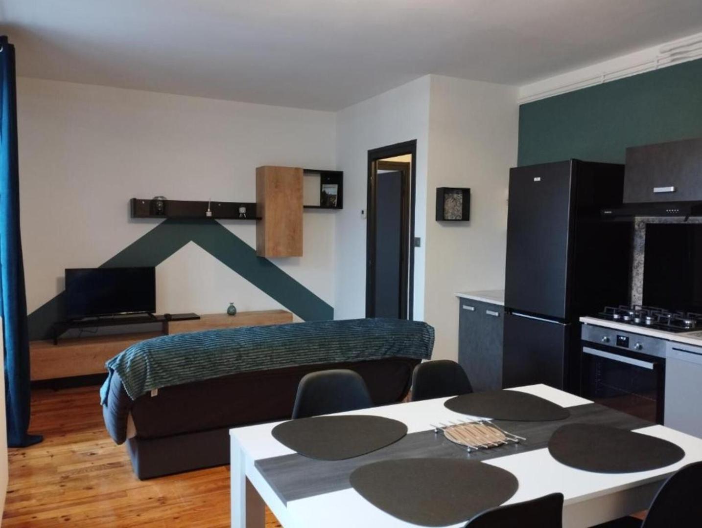 Appartement Moderne Le Puy-en-Velay Exteriör bild